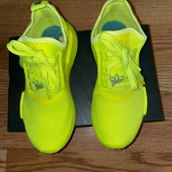 Brand new Adidas size 5W. Only wore them once. Comes in original box. - Picture 1 of 5